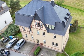 Mehrfamilienhaus in Neukirchen zu verkaufen